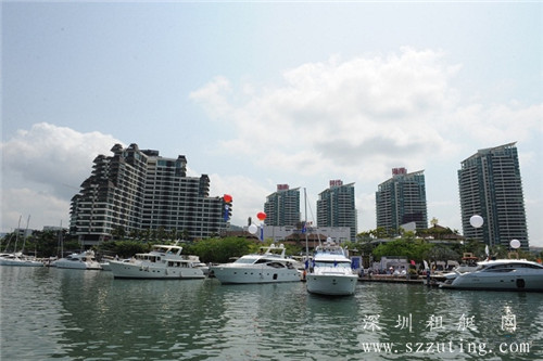 鸿洲国际游艇会