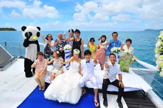 深圳游艇婚礼，与众不同的奢华新式婚礼