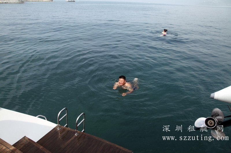 游泳 游泳