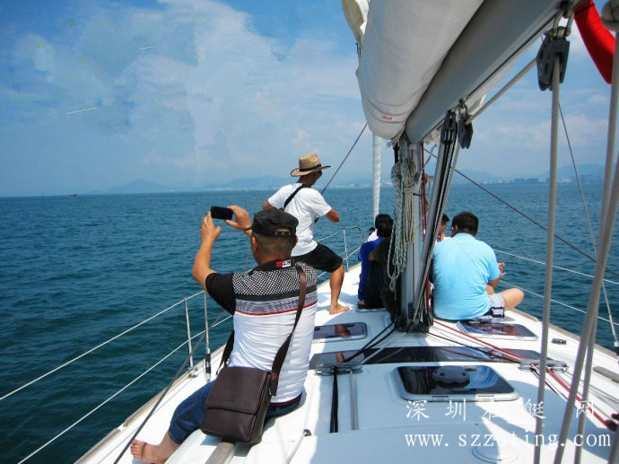 帆船出海