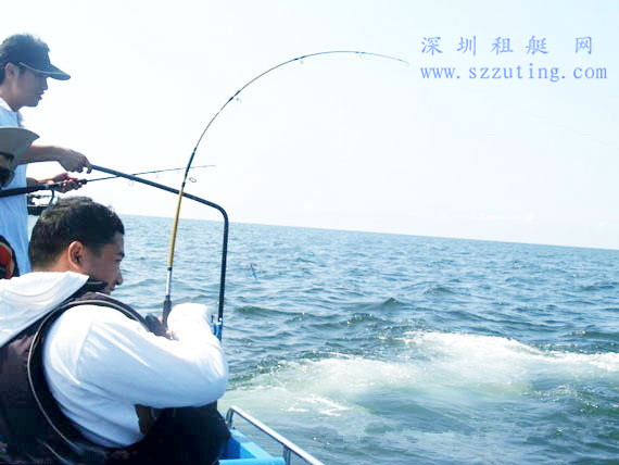 游艇海钓