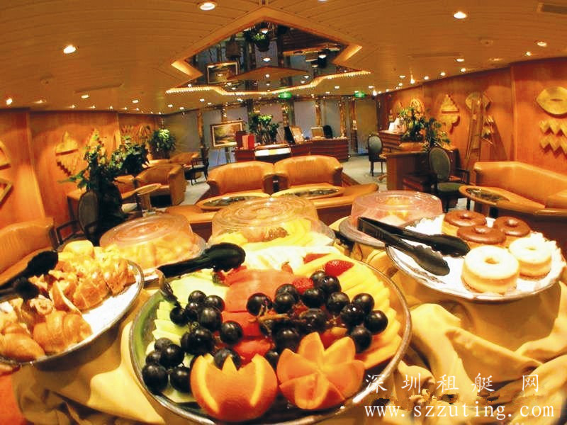 游艇美食
