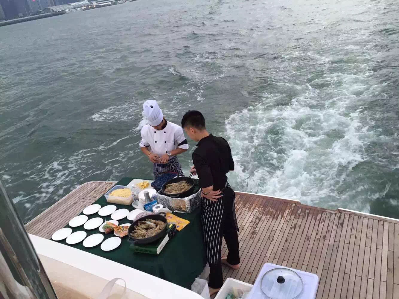 游艇美食