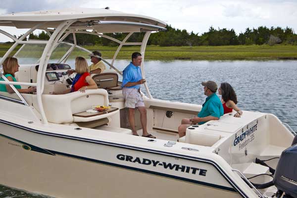 Grady-White Freedom 335运动游艇