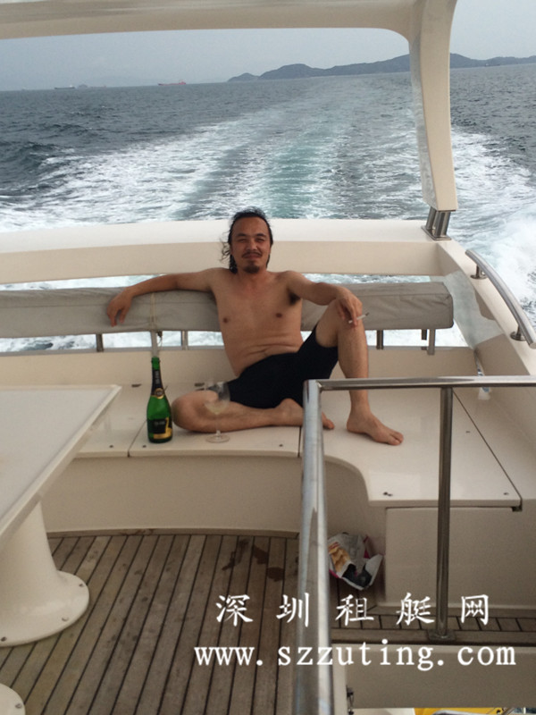 游艇飞桥