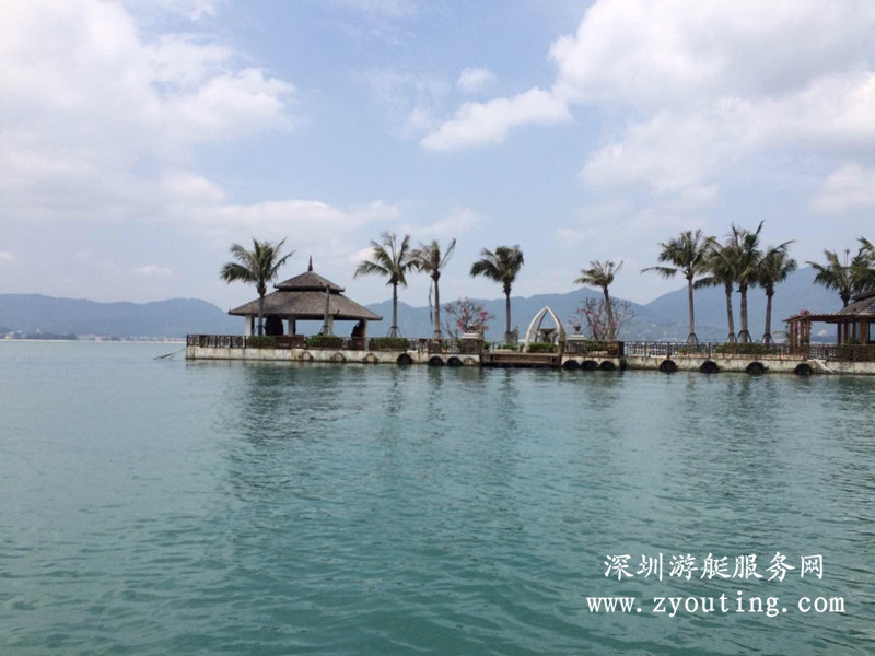 ”海上皇宫“