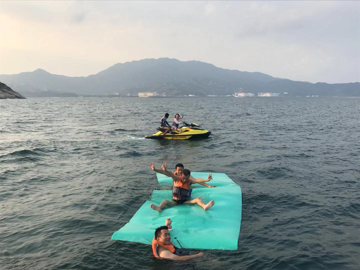 海上浮毯