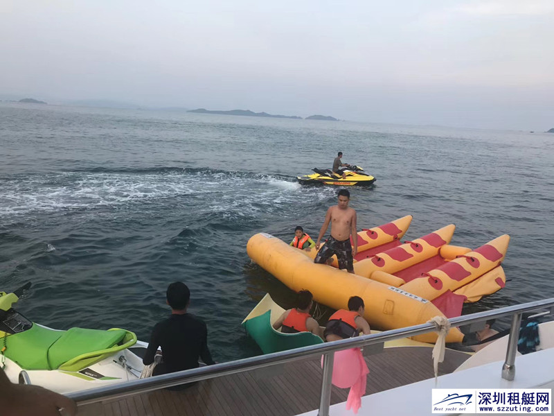 水上活动